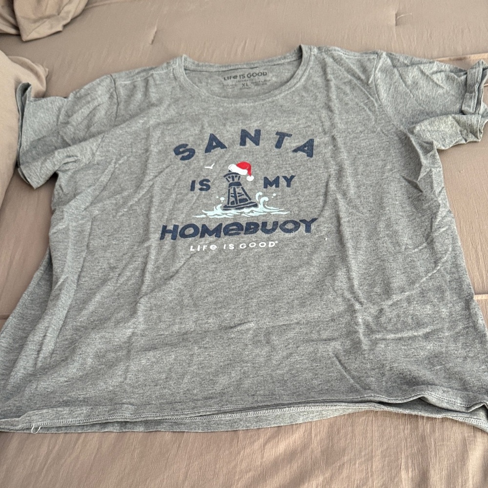Life Is Good Gray Holiday Tee with Nautical Santa